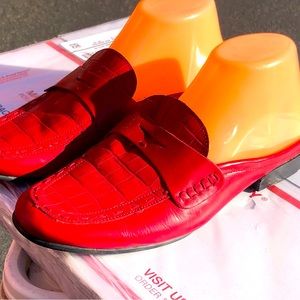 AJ Valenci Comfort Women’s Red Faux Leather Mules Slide On Shoes Size 8W